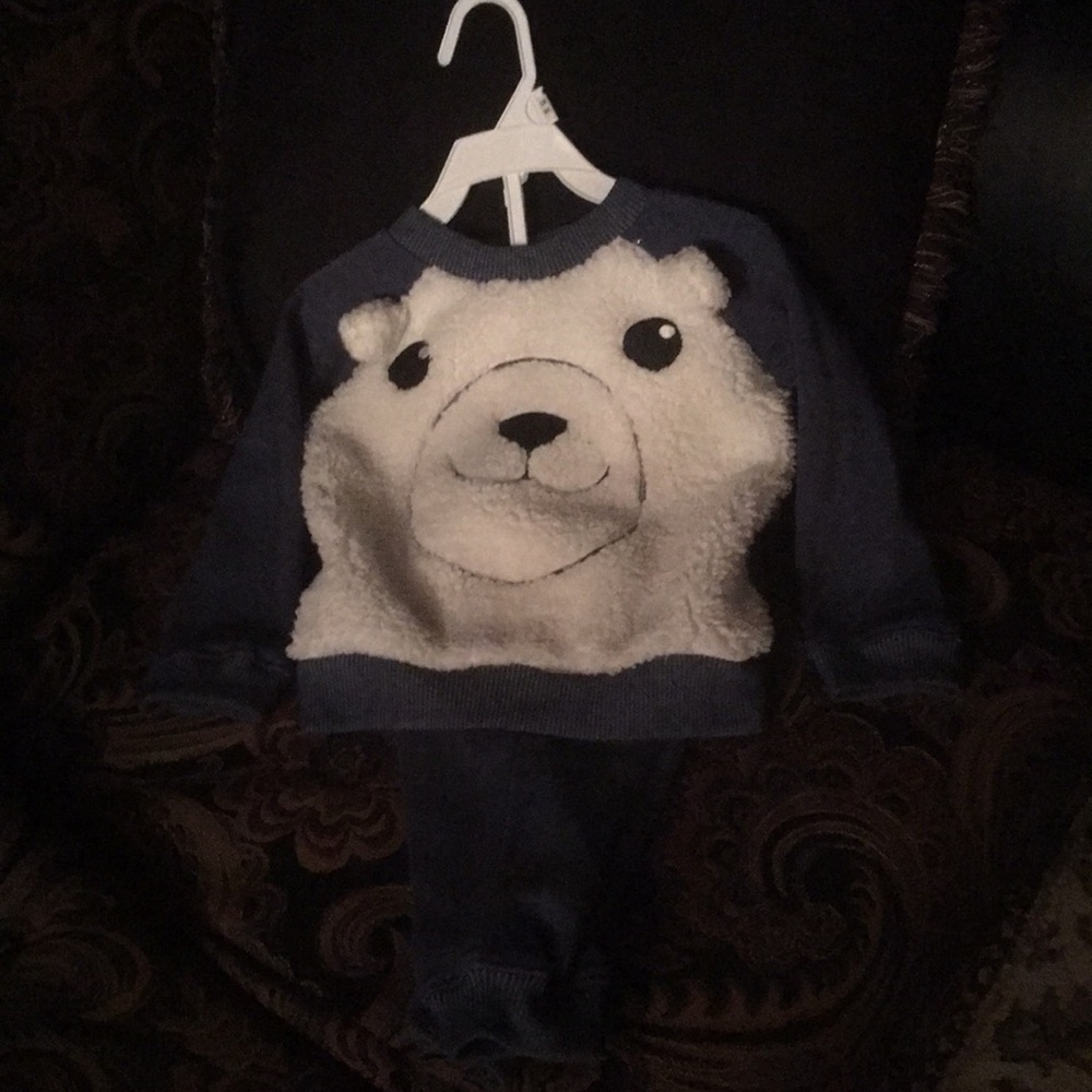 Toddlers outfit. Very warm